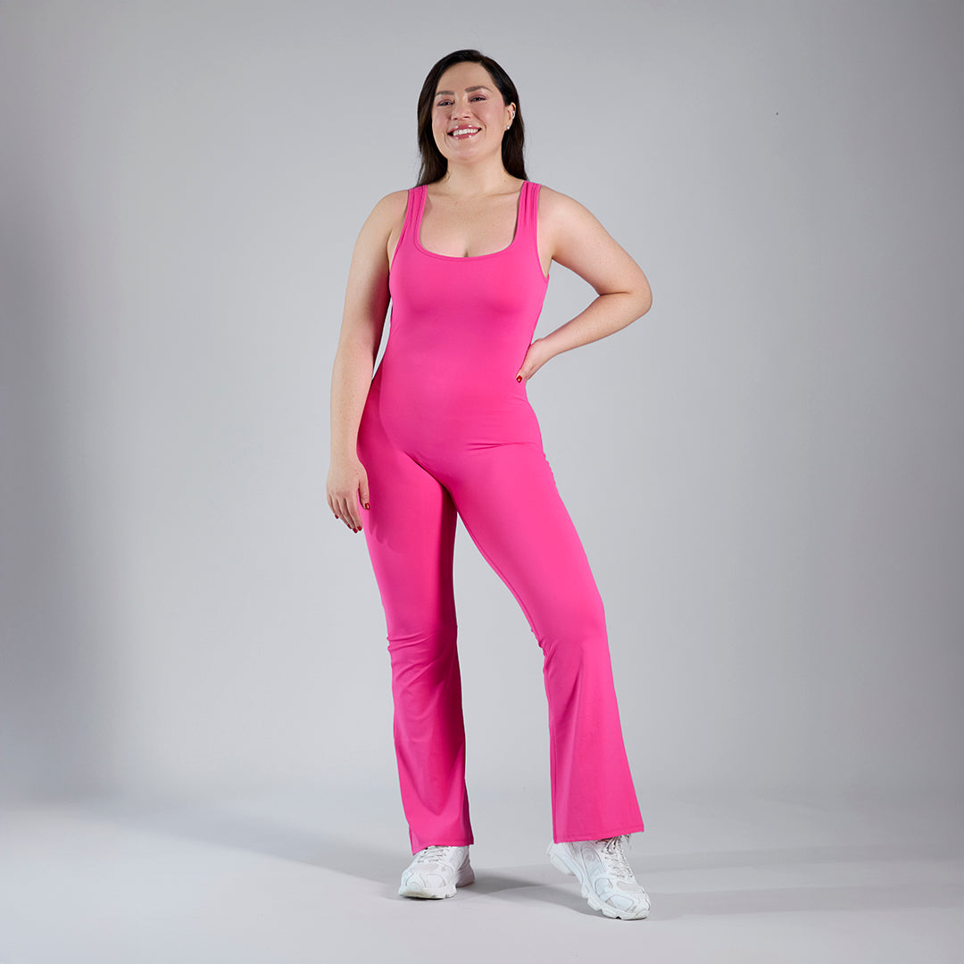 Jumpsuit deportivo acampanado fucsia