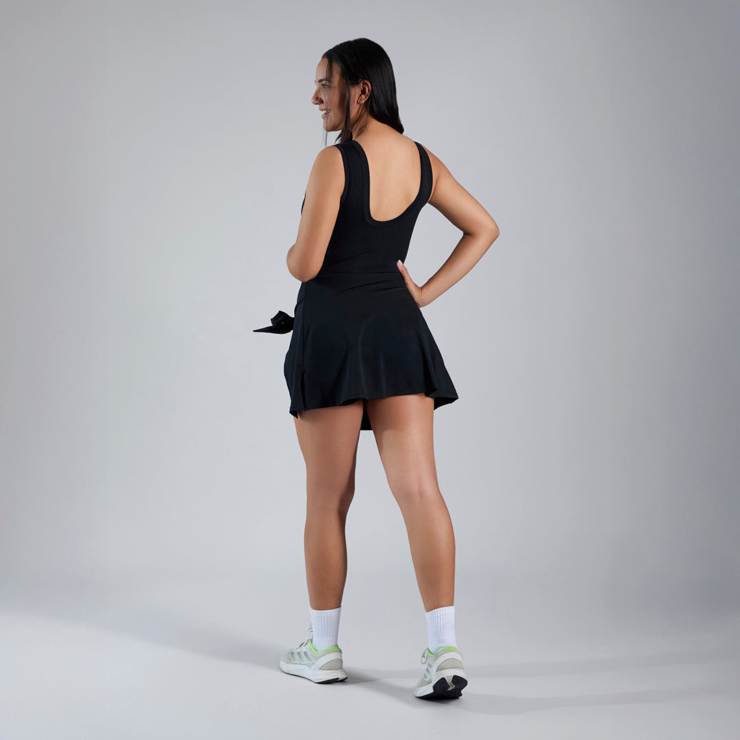 Vestido deportivo espalda descubierta negro