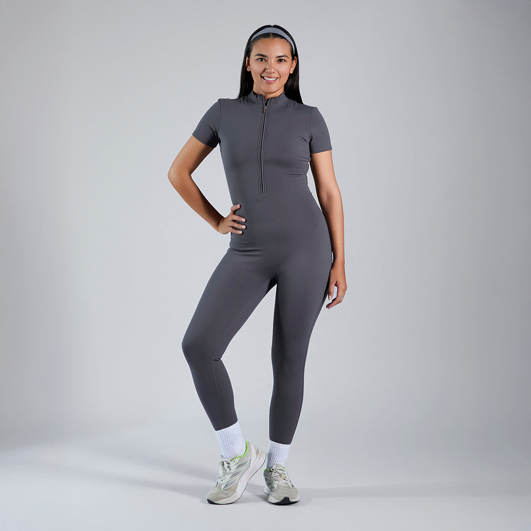 Jumpsuit deportivo manga corta gris