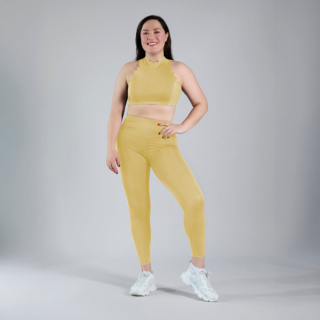Conjunto deportivo croptop y legging amarillo