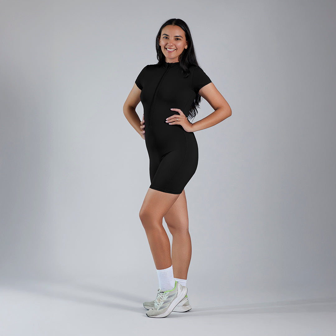 Jumpsuit deportivo en short manga corta negro