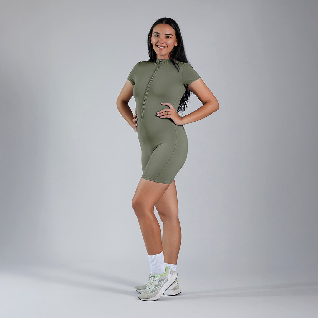 Jumpsuit deportivo en short manga corta verde