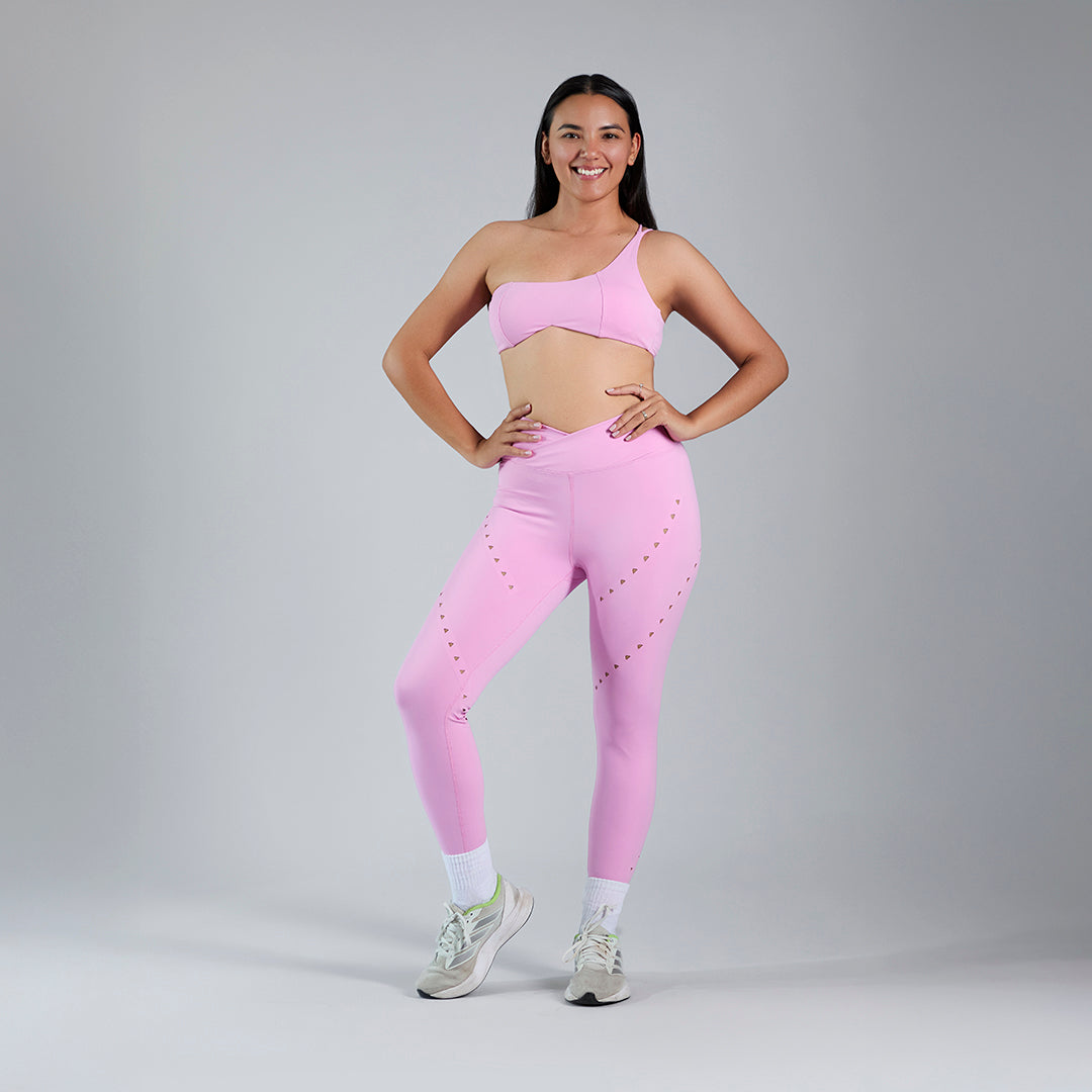 Conjunto deportivo top de corazon y legging pushup rosa