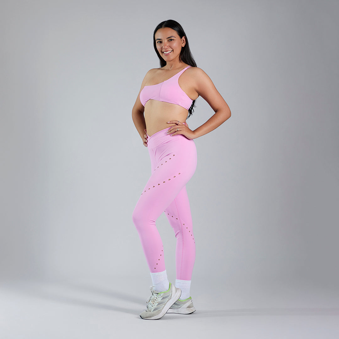 Conjunto deportivo top de corazon y legging pushup rosa