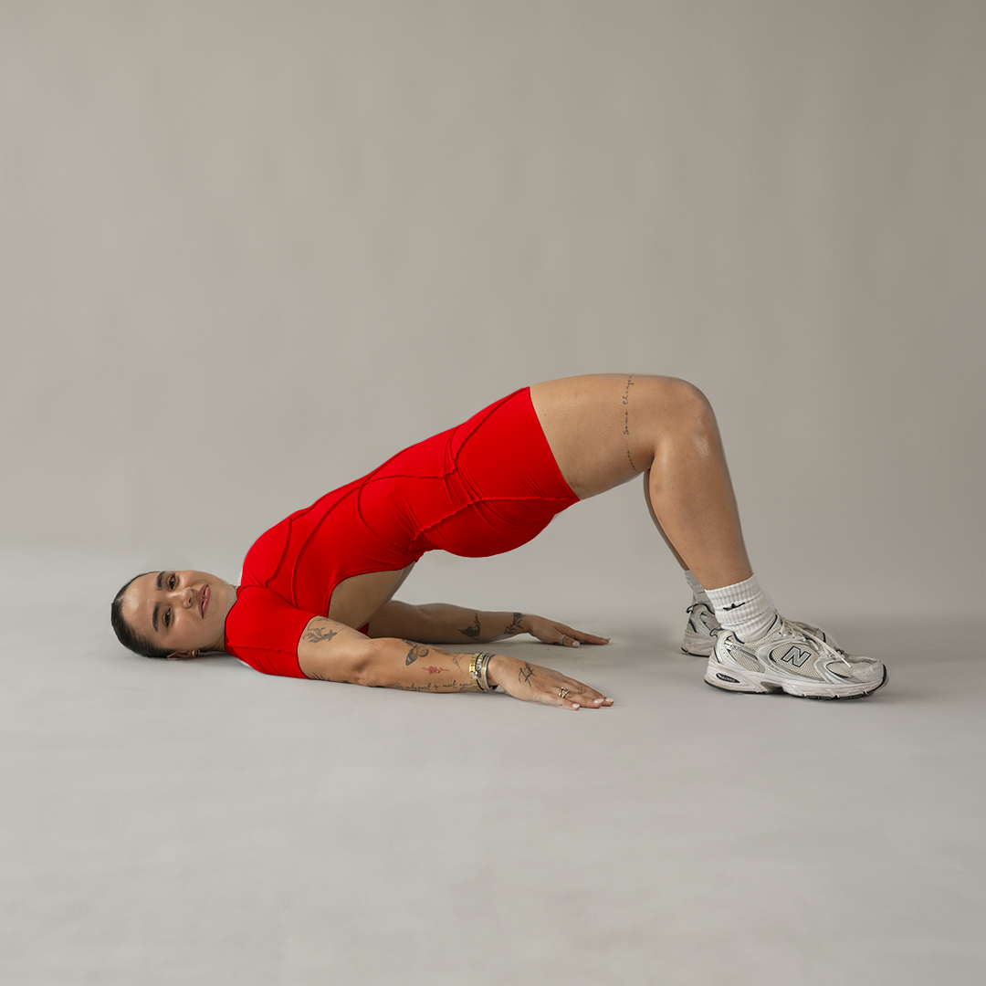 Jumpsuit depotivo en short con espalda escotada rojo