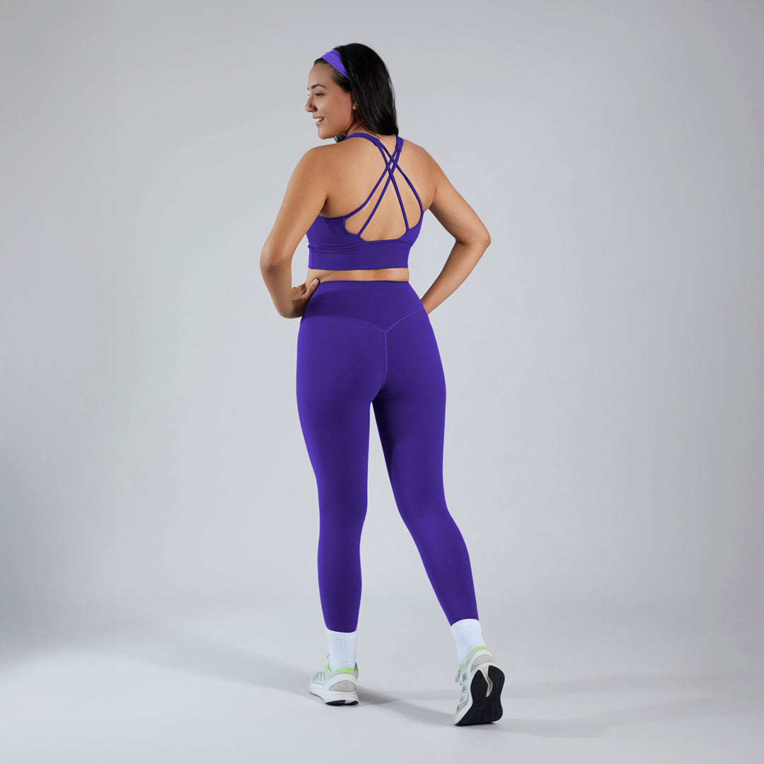 Conjunto deportivo top y legging cintura alta morado
