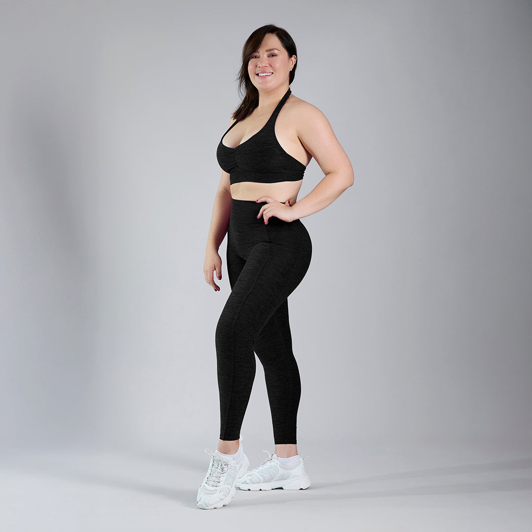 Conjunto deportivo top haiter y legging entubado con pushup negro