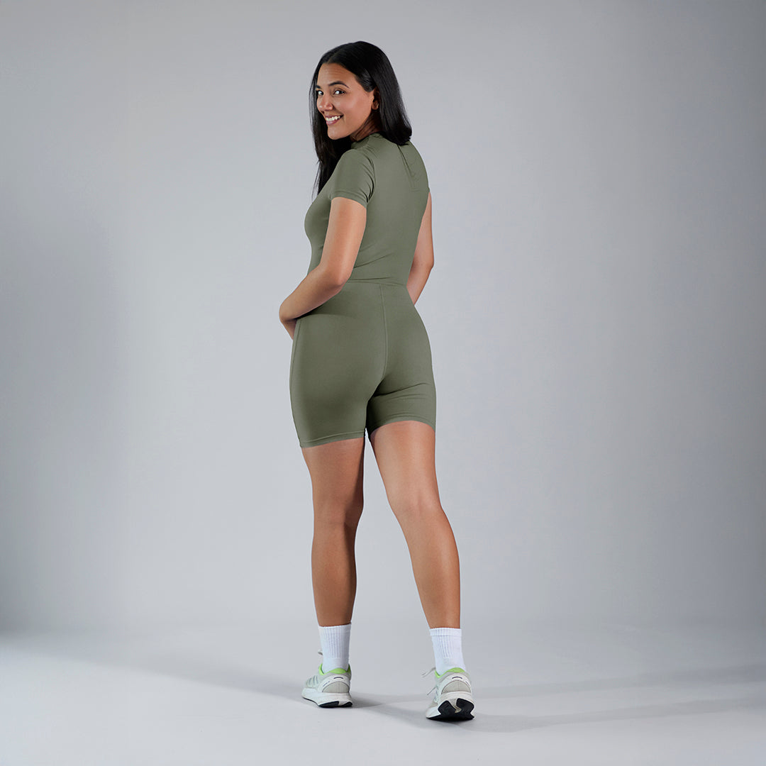 Jumpsuit deportivo en short manga corta verde