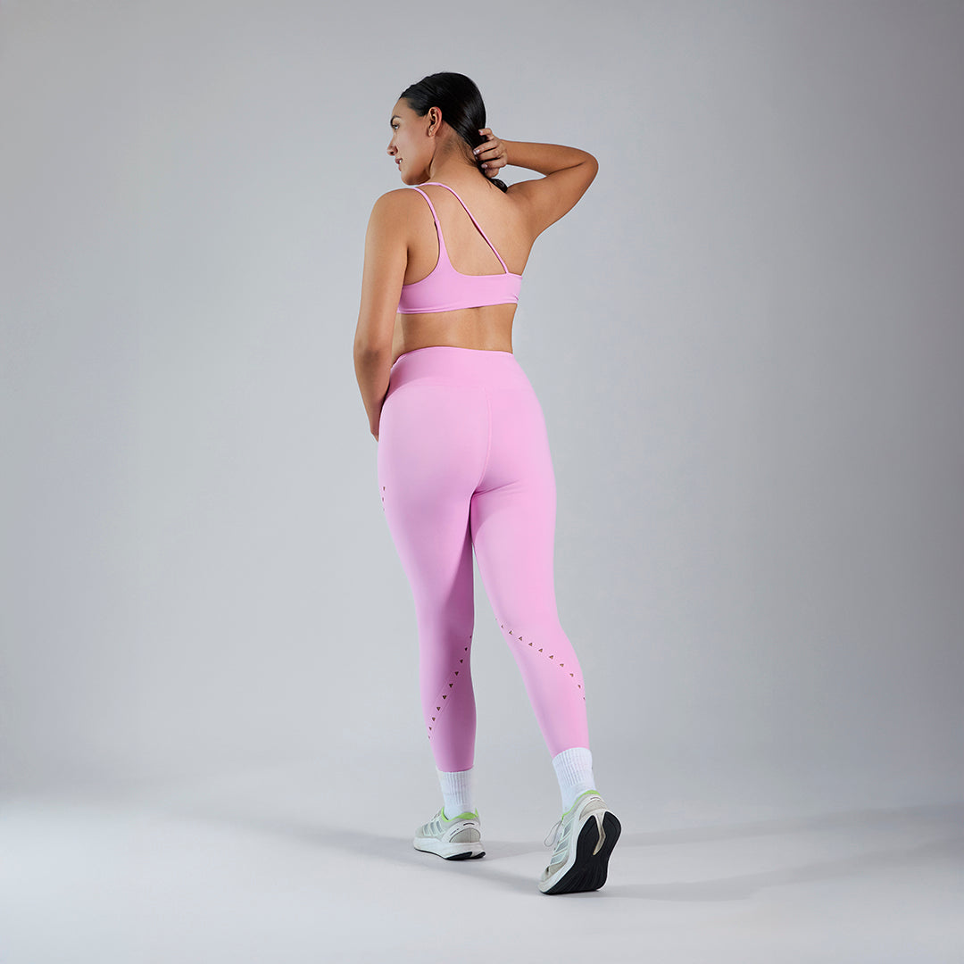 Conjunto deportivo top de corazon y legging pushup rosa