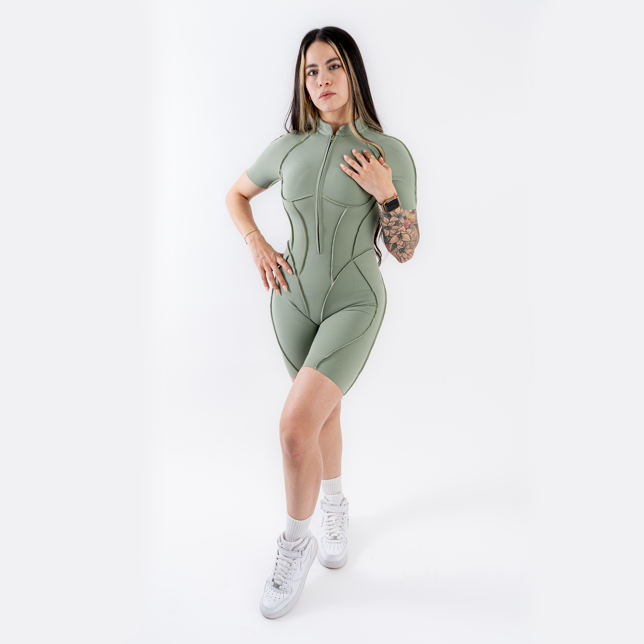 Jumpsuit depotivo en short con espalda escotada verde