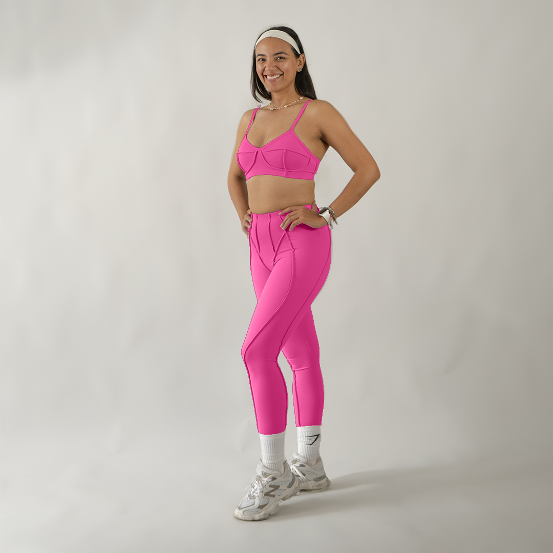 Conjunto deportivo top escote corazón y legging  entubado rosa